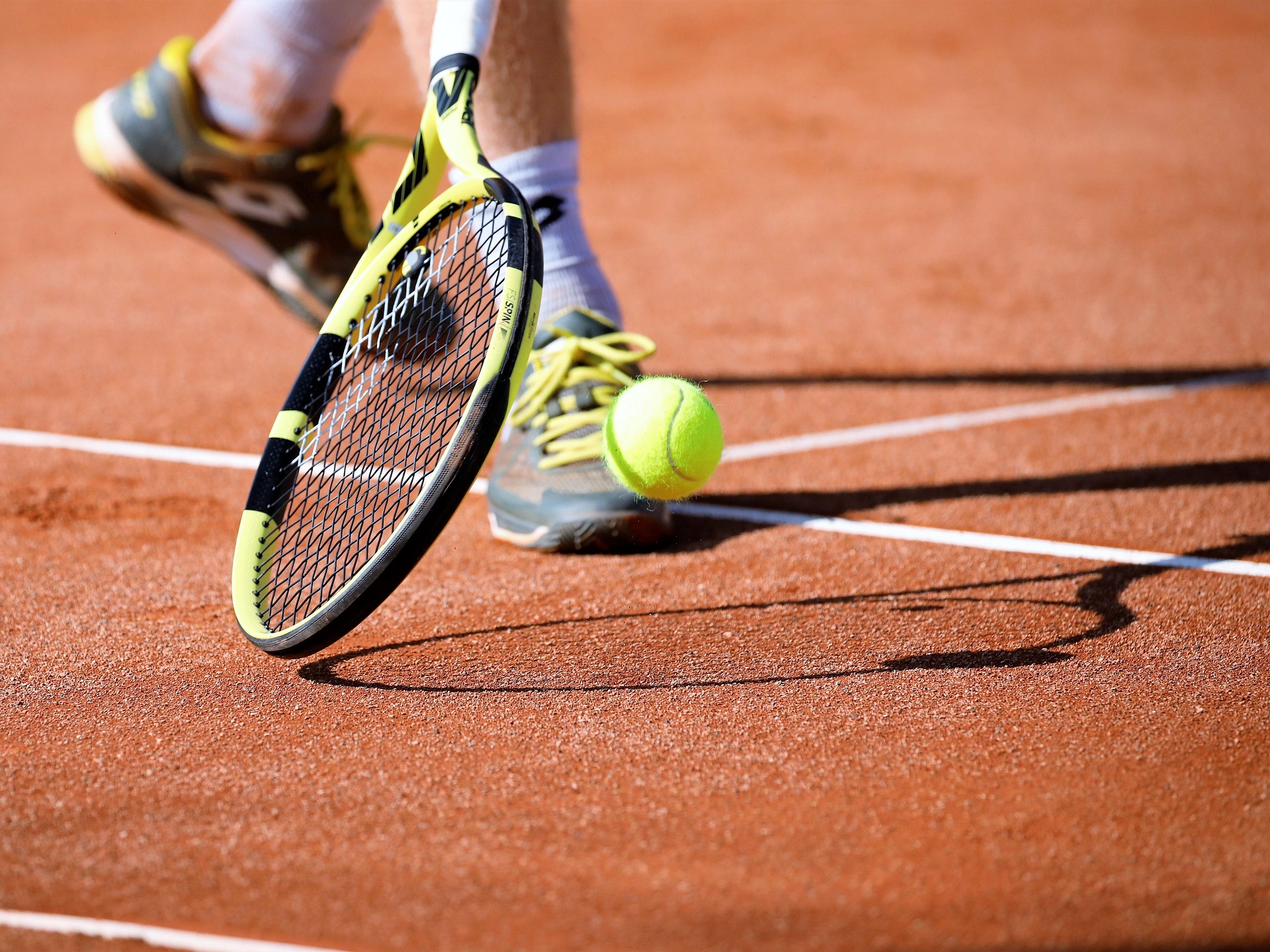 Bild Tennisspielen
